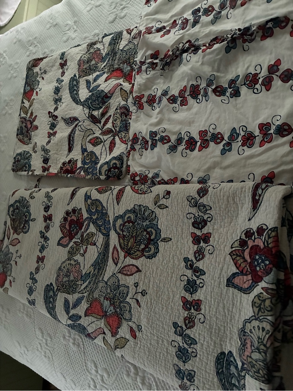 Cynthia Rowley Floral Peacock Full Size Quilt Set 3pc Reversible Cotton - Picture 8 of 10
